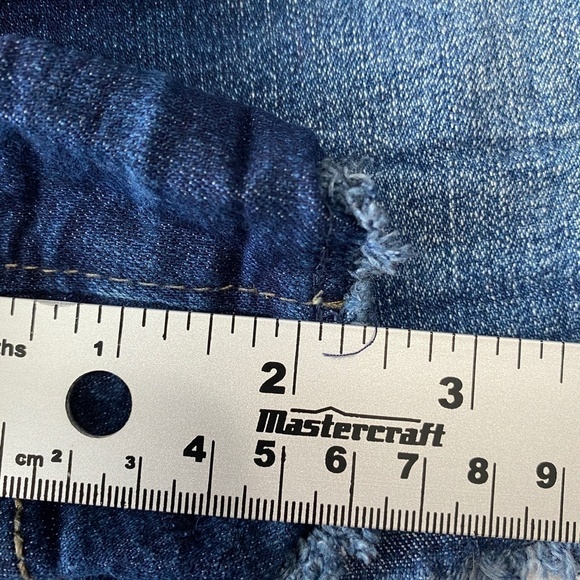 Blue Crush Distressed Navy Wash Denim Women's Cut-off Jean Shorts Size 11 - Picture 9 of 10